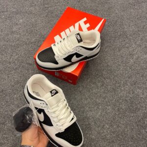 Nike Jordan Dunk Low Beyaz Siyah