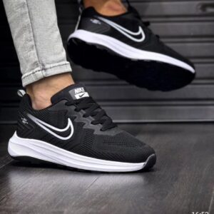 Nike Just Siyah Beyaz Spor Ayakkabı
