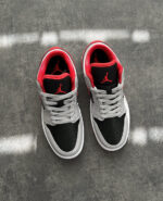 Niike Jordan Low Gri Kırmızı