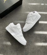 Niike Jordan Low Beyaz