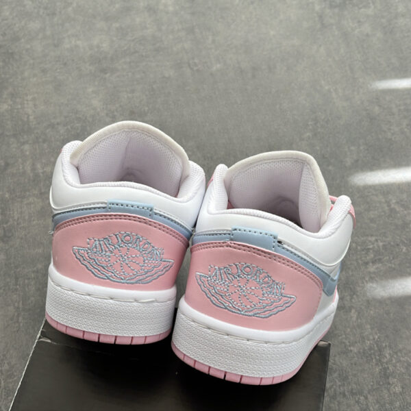 Niike Jordan Low Pembe