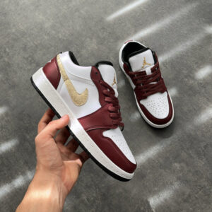 Niike Jordan Low Bordo Gold